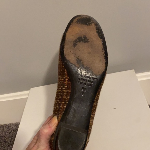 Saks Fifth Avenue made in Italy 8.5 shoes - Picture 9 of 9